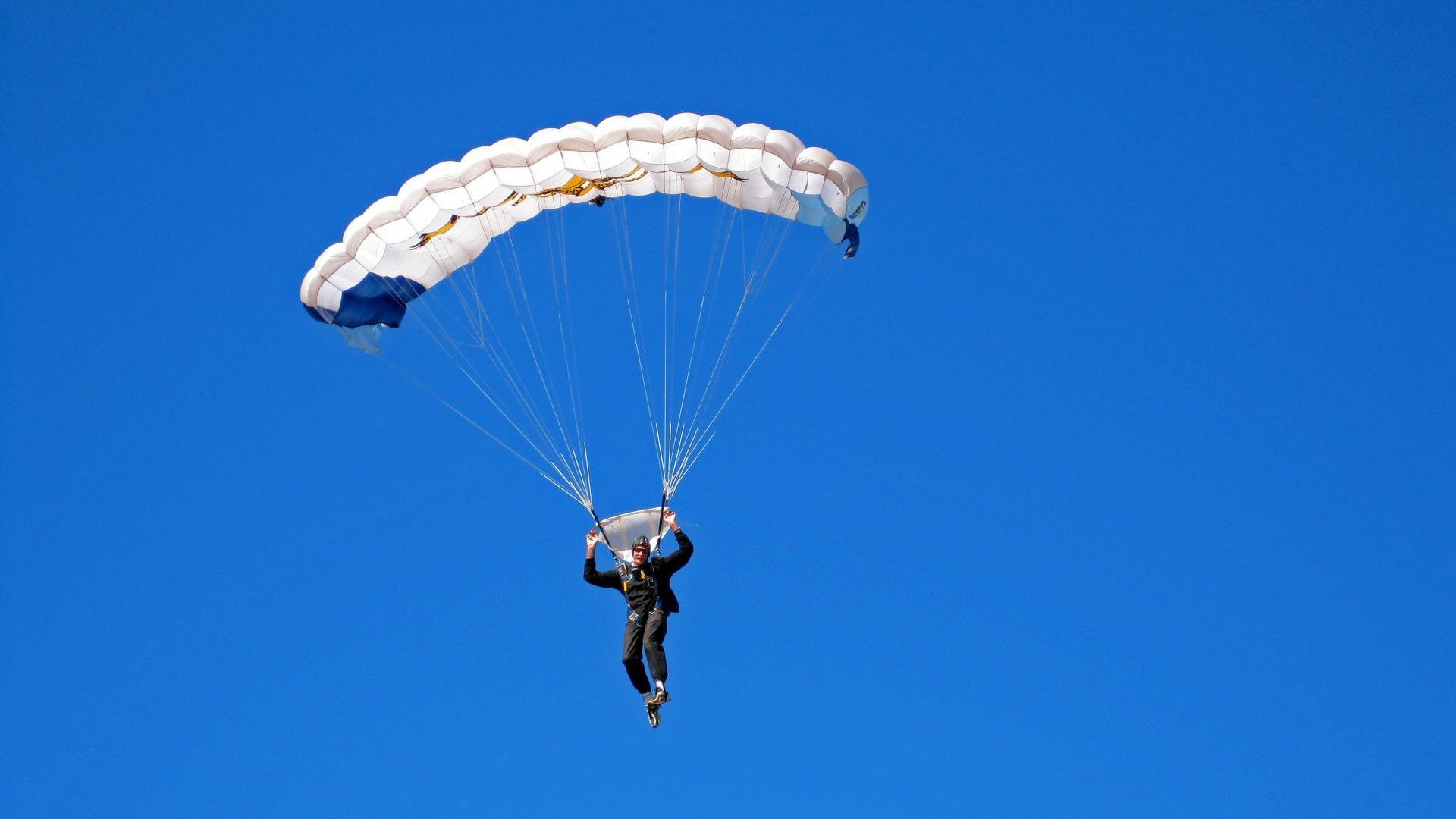 新王当立！班凯罗一剑封喉斩勇士，魔术奇才展现冠军级韧性