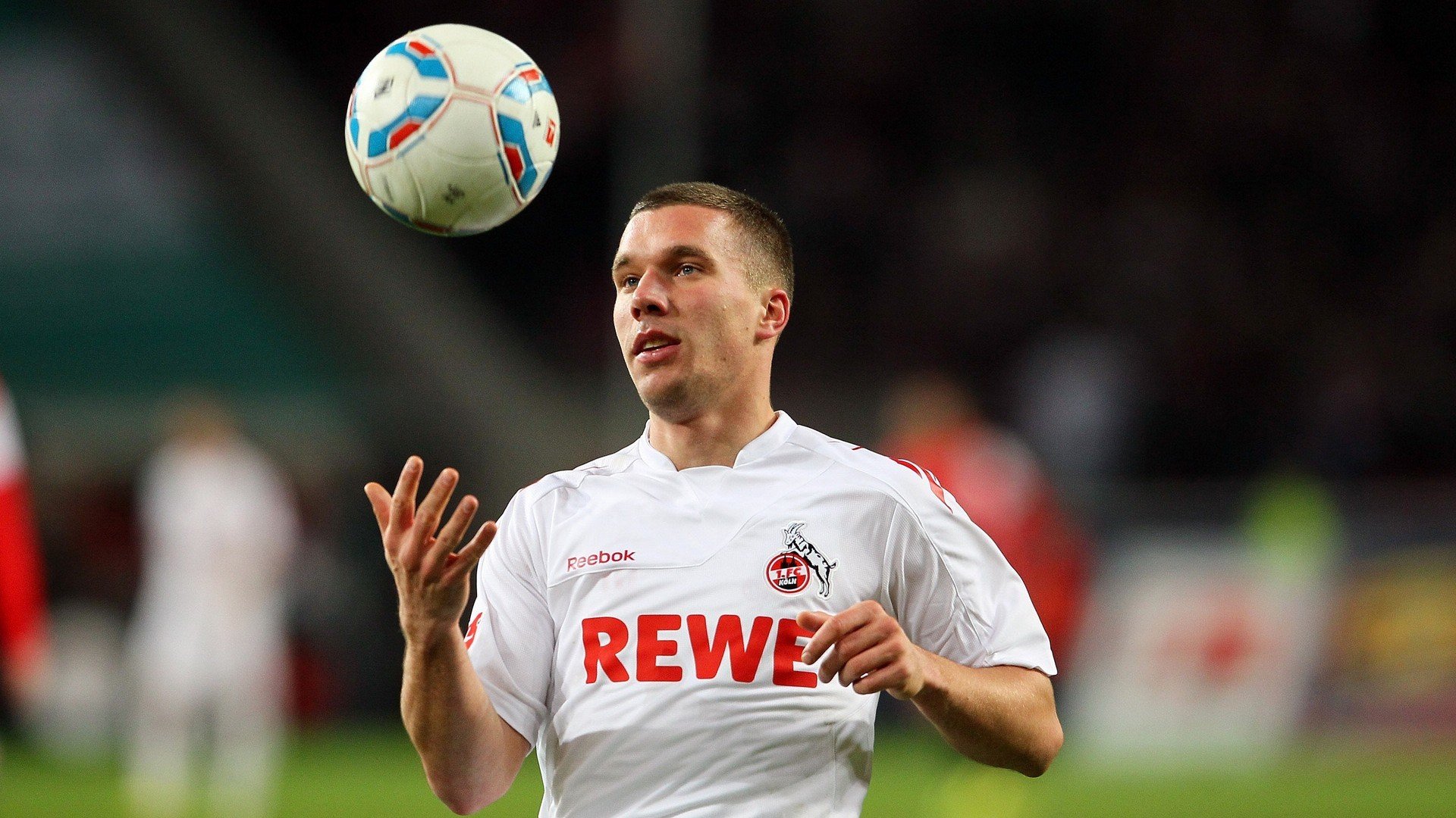 恩比德焦点战封王，魔术闪电击溃绿军，双城记下的新秩序